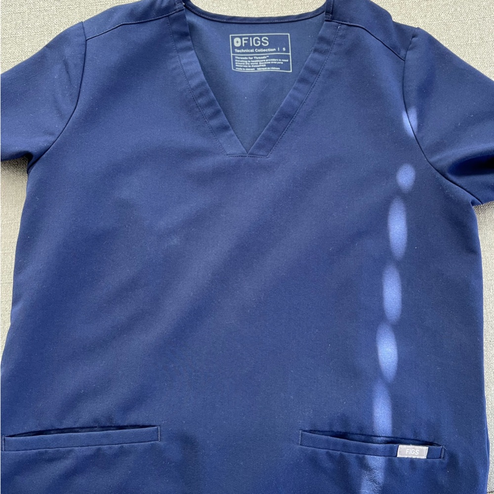 FIGS Casma Navy Blue Scrub Top